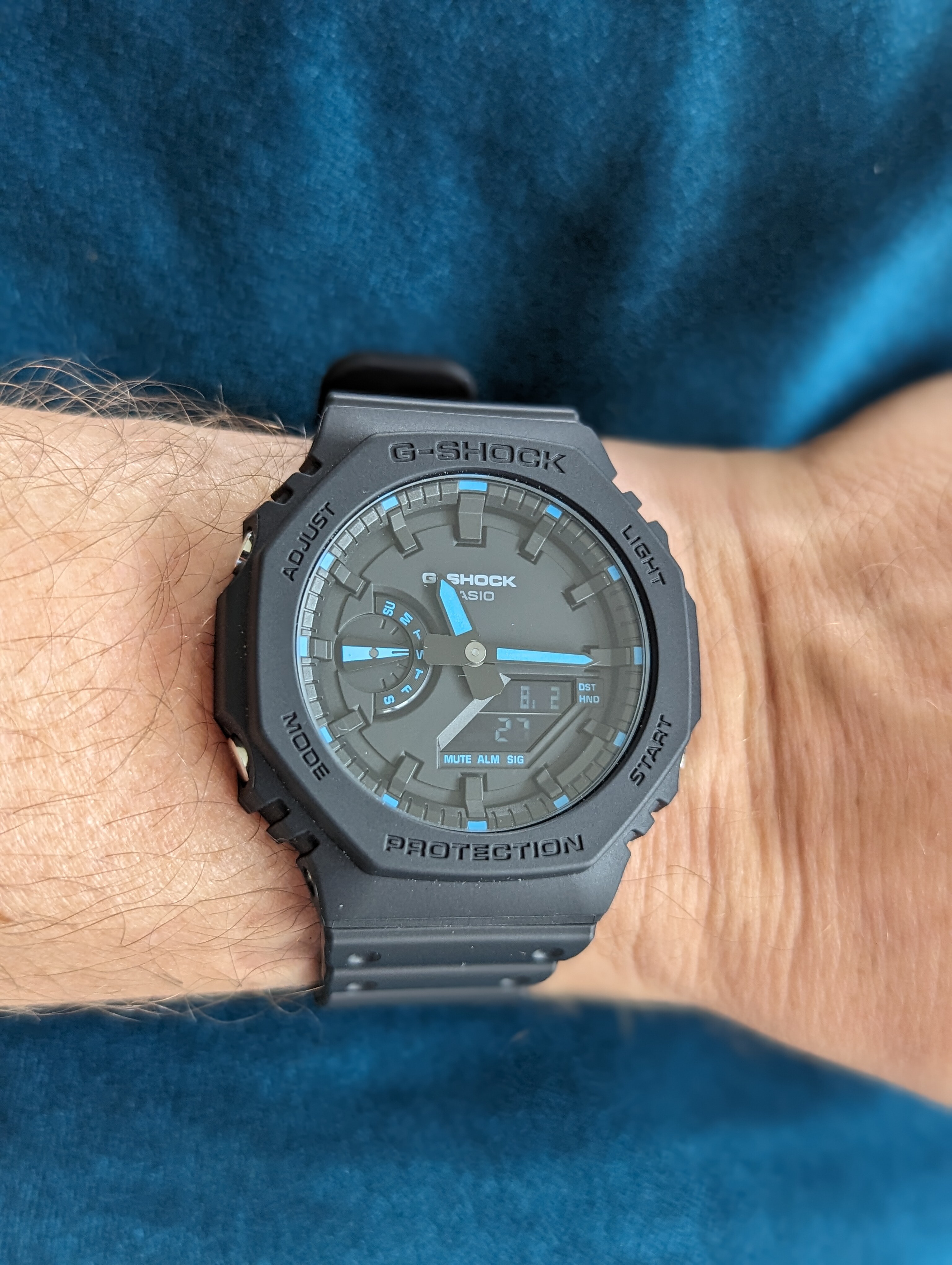 NA Casio G-Shock GA-2100-1A2ER - Algemene Horlogepraat - Horlogeforum.nl - het forum voor liefhebbers horloges