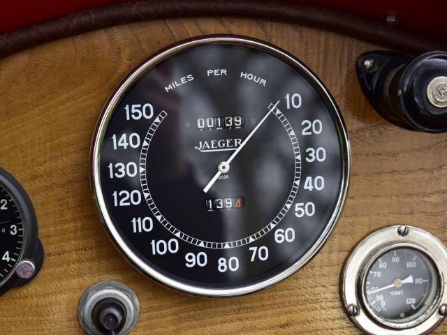 vehicle_ad_standard_image_e2a80d950d600fc50528231336a534fa