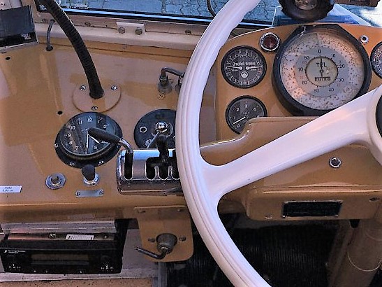 Saurer bus with Zenith clock kopie
