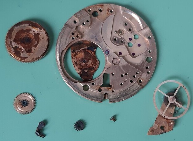 Omega 551 caliber van Clim