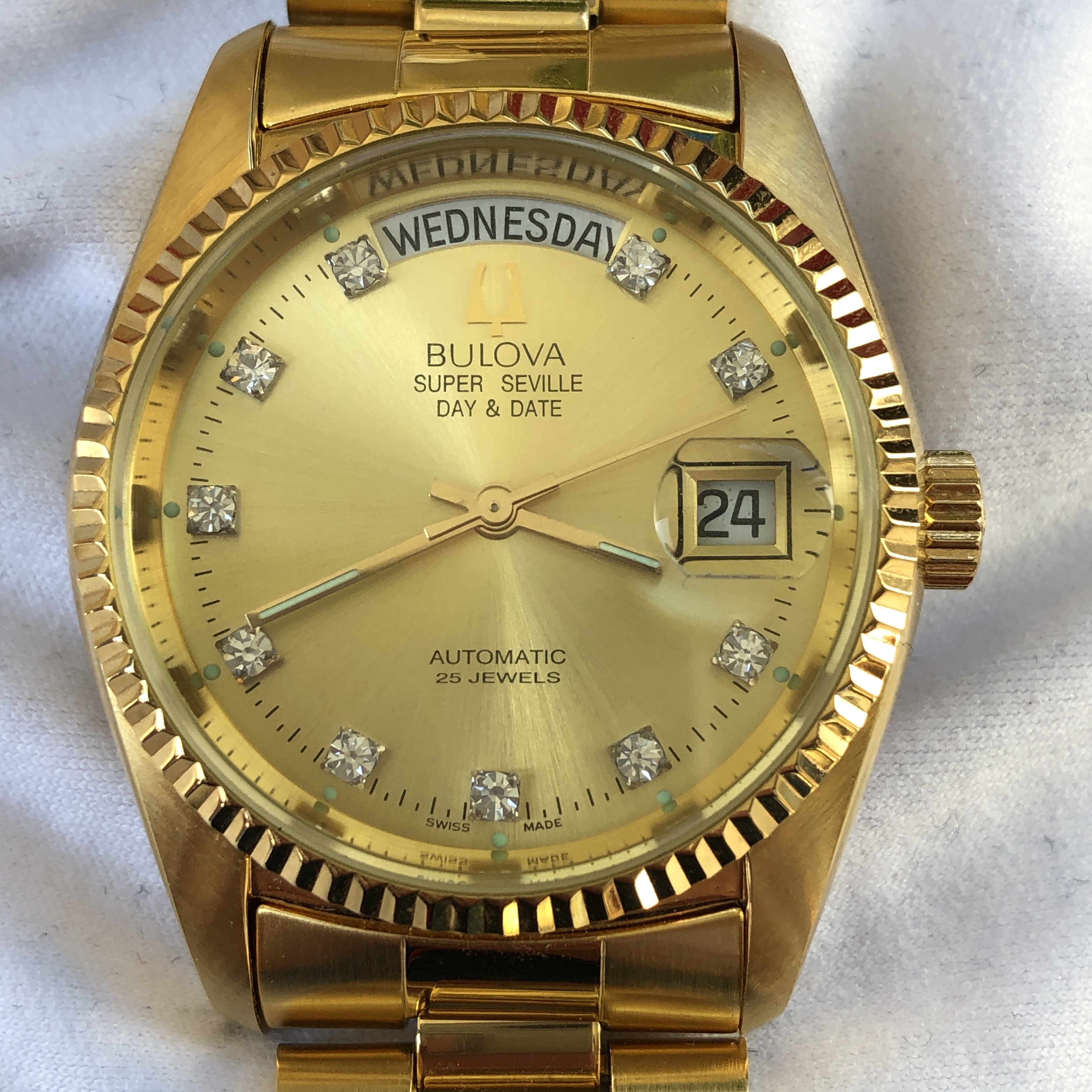 Bulova super seville day & on sale date automatic 25 jewels