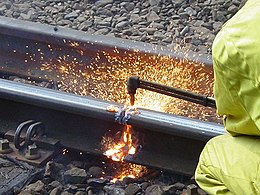 260px-Railway-cutting-2-a