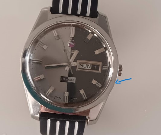 geschandaliseerde bezel