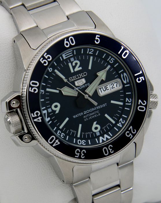 Seiko SKZ209
