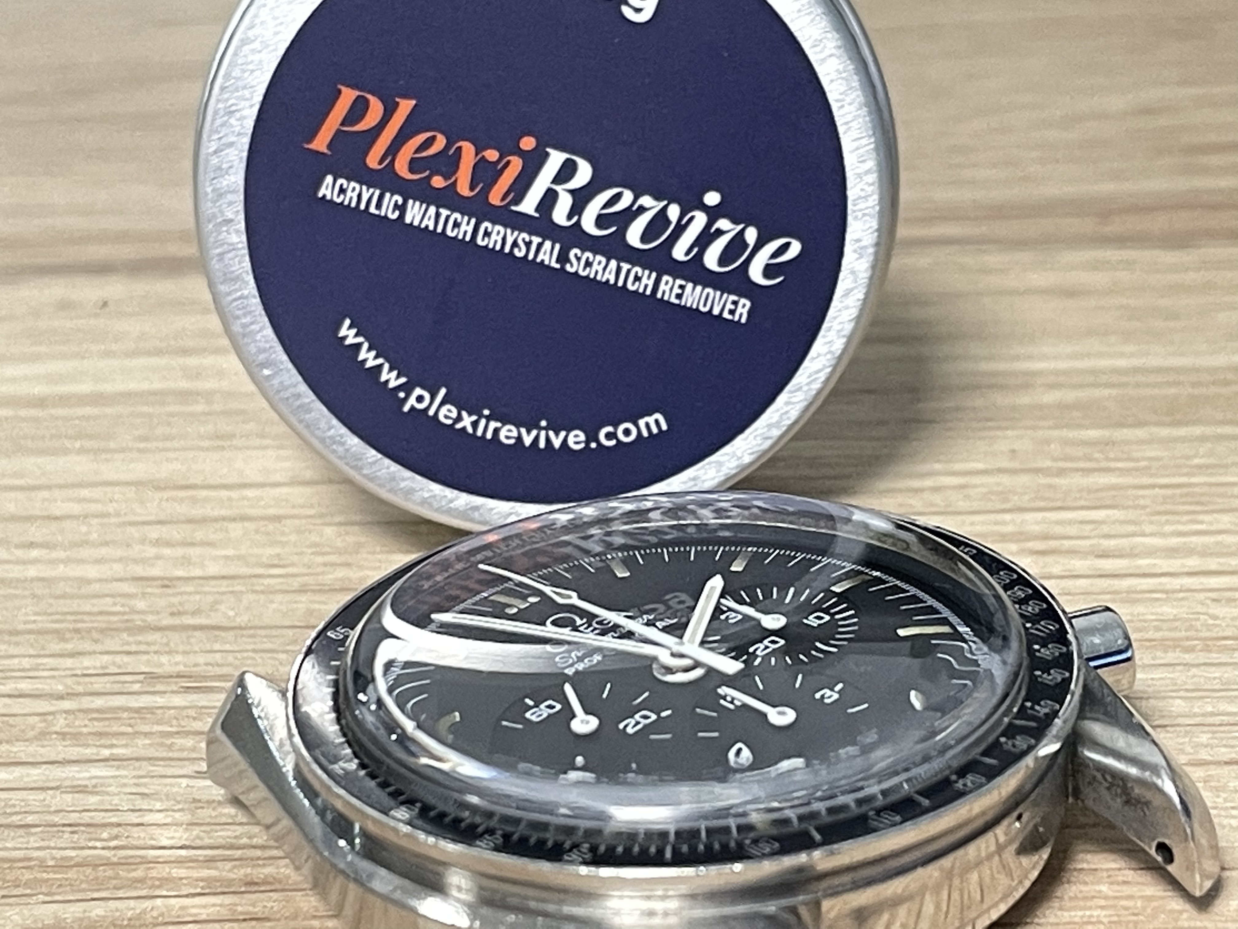 PlexiRevive✨ -The Acrylic Watch Crystal Scratch Remover