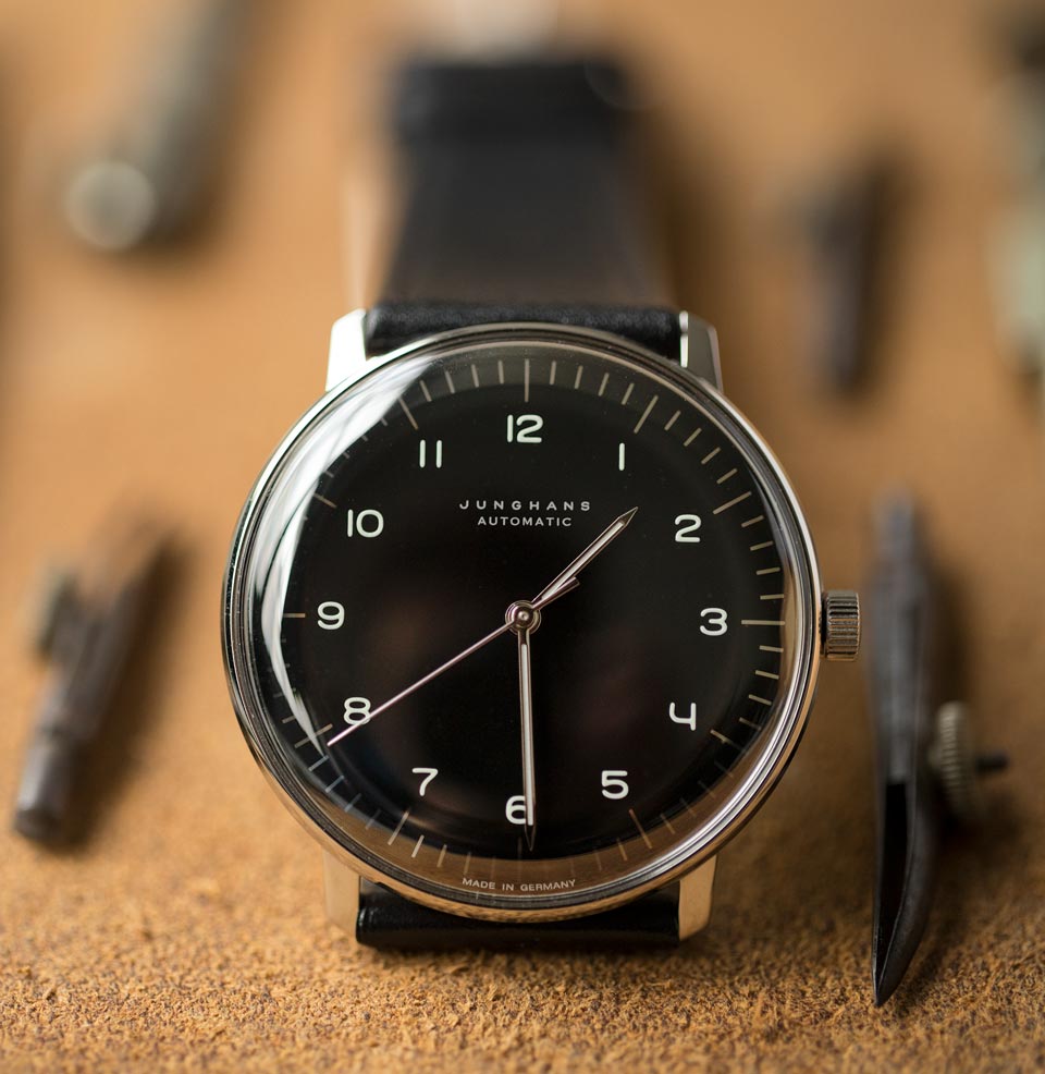 JUNGHANS_MAXBILL_AUTO_3400_SLIDER1