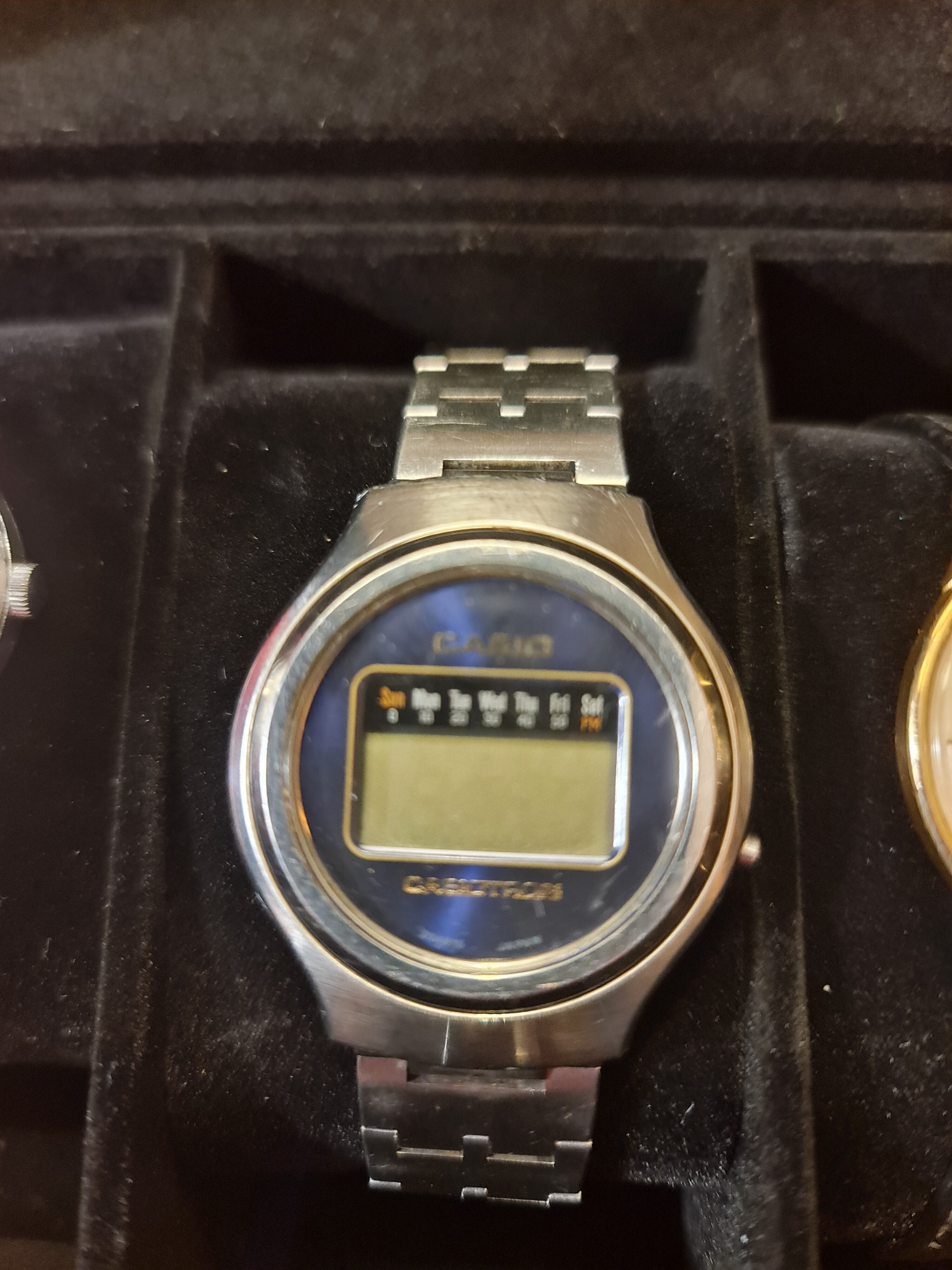 Casiotron r11 sales