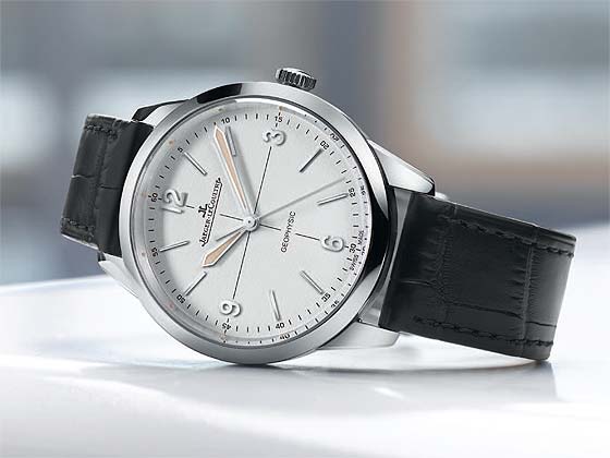 JLC_Geophysic_reclining_560