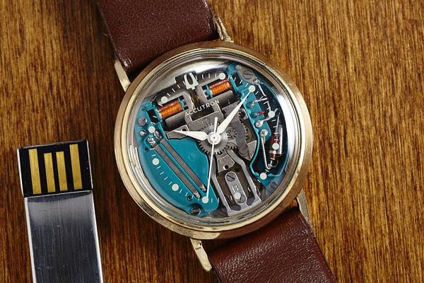 Bulova_Accutron_Spaceview_Culture1_grande