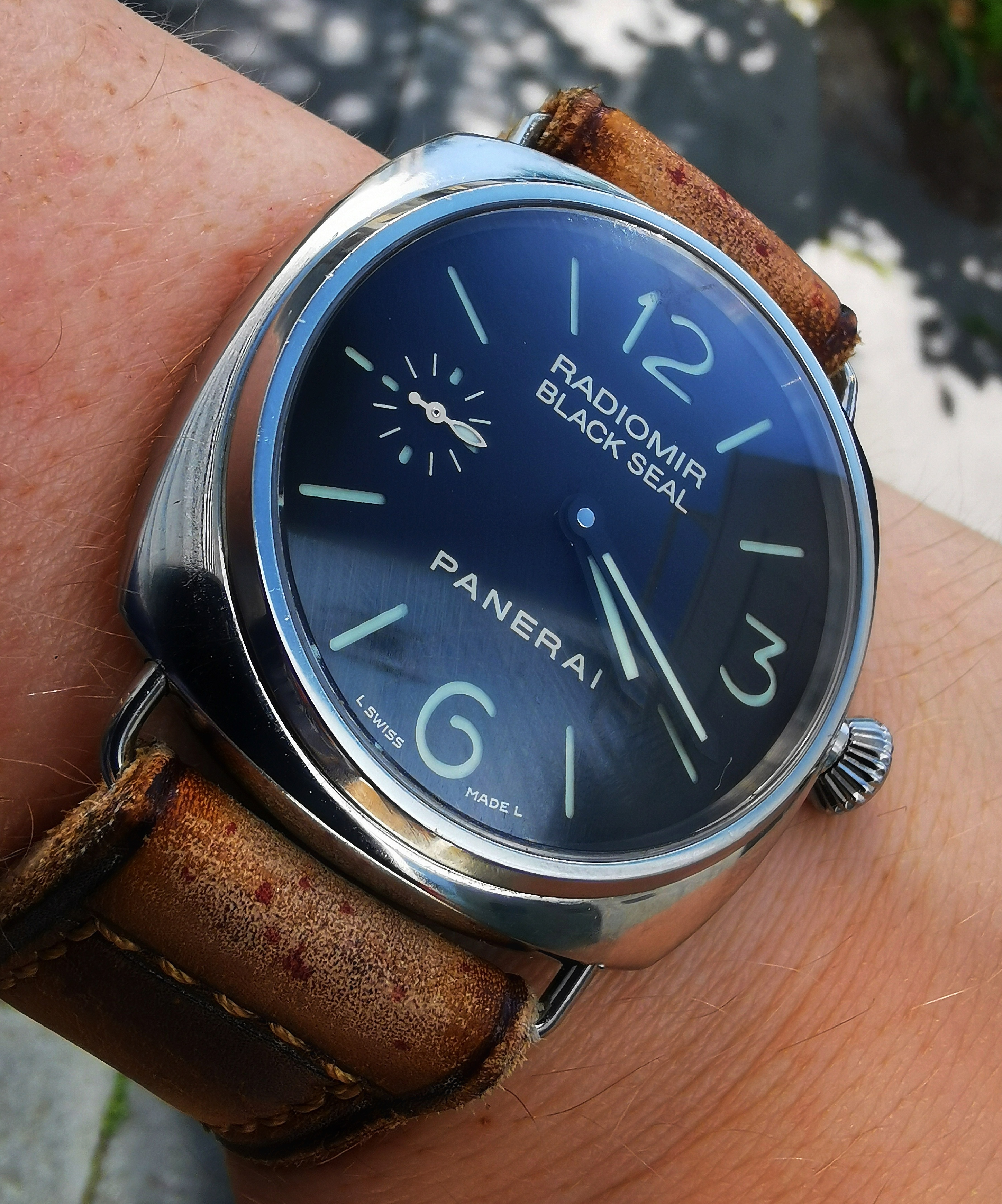 Te koop Panerai Pam183 - Horlogemarkt (horloges) - Horlogeforum.nl - het  forum voor liefhebbers van horloges