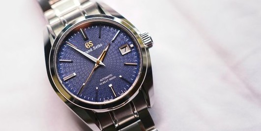 22438008-2vooikns8z87z29ao3dmnat3-Large~01