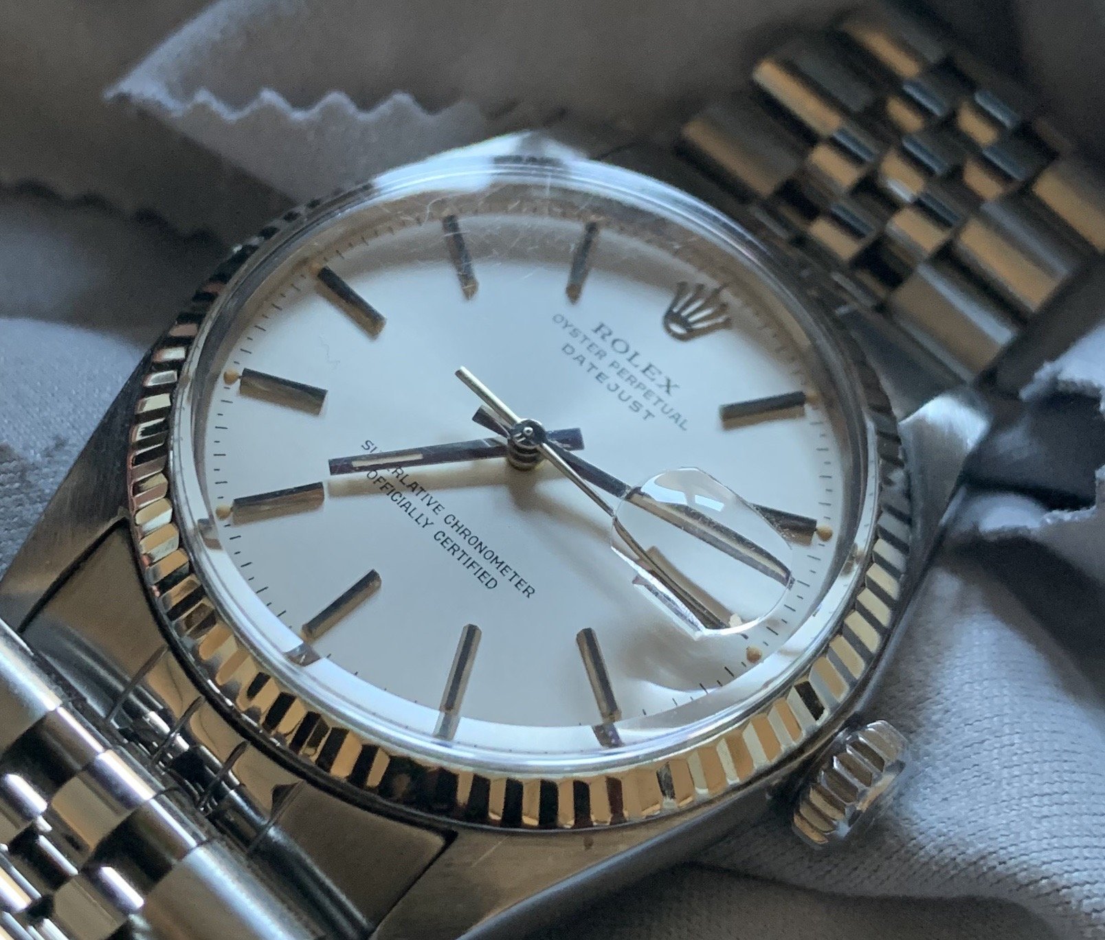 Rolex 16014: kroon sluit niet helemaal aan - Rolex only - Horlogeforum.nl -  het forum voor liefhebbers van horloges