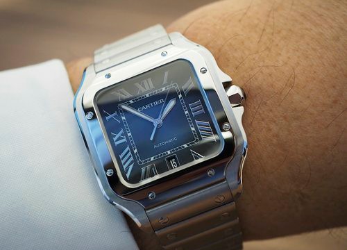 Santos de Cartier Blue Dial Wristshot~2