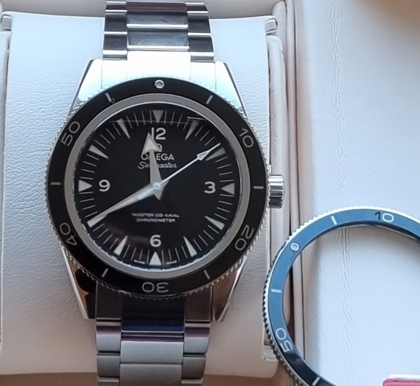 Omega ceramic bezel cijfer weg iemand ook deze ervaring Algemene Horlogepraat Horlogeforum het forum voor liefhebbers van horloges