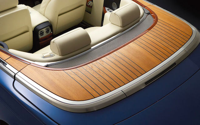 The-Hog-Ring-Auto-Upholstery-News-Rolls-Royce-Phantom-Drophead-Coupe-Convertible-2
